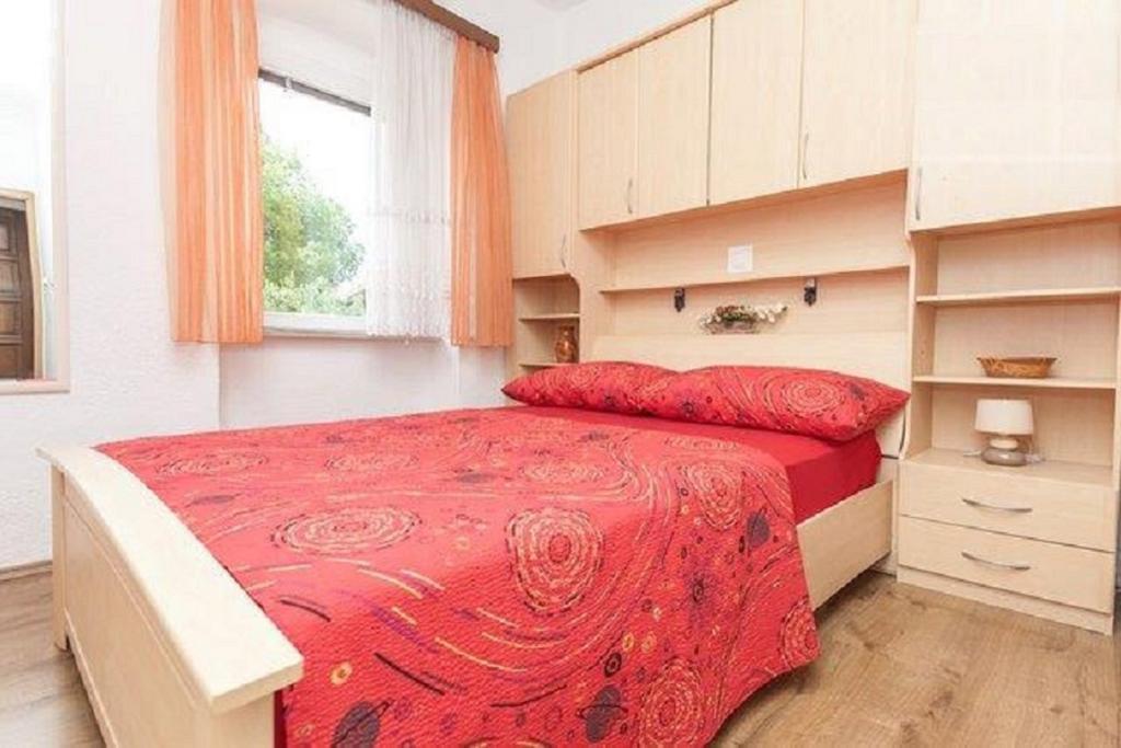 Apartments And Rooms Misic Trogir Zimmer foto