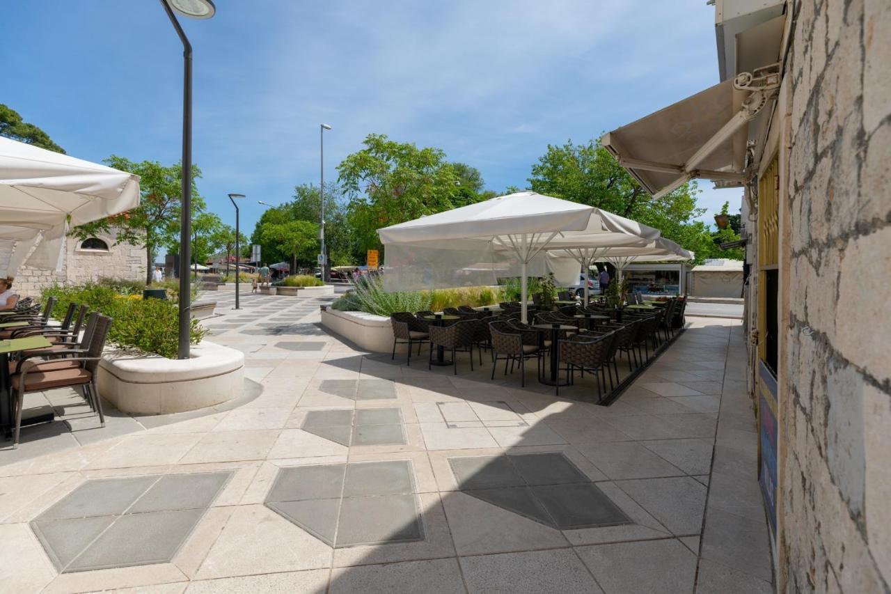 Apartments And Rooms Misic Trogir Exterior foto