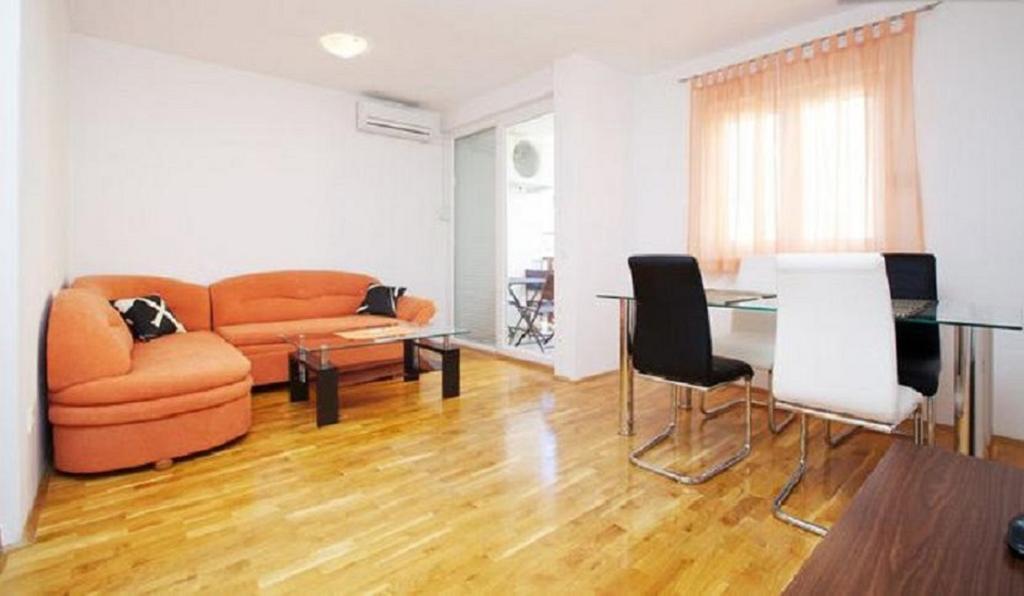 Apartments And Rooms Misic Trogir Exterior foto